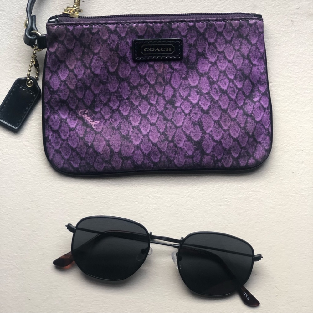❤️SOLD❤️ COACH WRISTLET